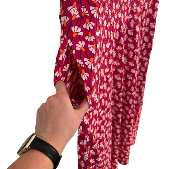 Women’s—Anne Klein Bright Magenta Sleeveless V-Neck Belted Maxi Dress. Size XL. - Picture 8 of 16